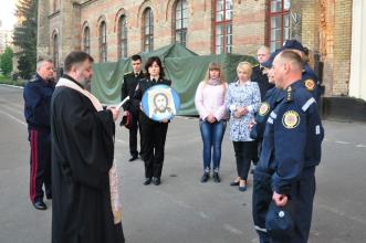 З території Львівського державного університету безпеки життєдіяльності виїхав медичний розрахунок для виконання завдань за призначенням в зоні проведення АТО З території Львівського державного університету безпеки життєдіяльності виїхав медичний розрахунок для виконання завдань за призначенням в зоні проведення АТО