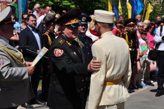 Ректор Університету привітав випускників Львівського ліцею з підвищеною військово-фізичною підготовкою імені Героїв Крут Ректор Університету привітав випускників Львівського ліцею з підвищеною військово-фізичною підготовкою імені Героїв Крут