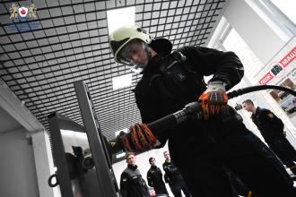 В Університеті відбулись показово-практичні заняття із застосуванням сучасного гідравлічного аварійно-рятувального обладнання