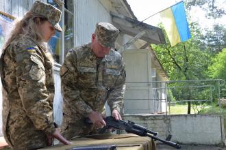 Кафедра військової підготовки Університету проводить комплексні практичні заняття з вивчення первинної військової підготовки