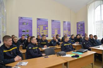 В інституті післядипломної освіти продовжують підвищувати кваліфікацію офіцери ДСНС України