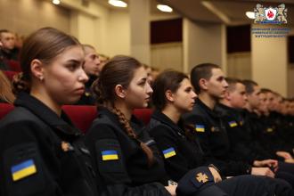 Здобуття досвіду в умовах воєнного стану на прифронтових територіях ГУ ДСНС України у Харківській області: в ЛДУБЖД відбулась виховна зустріч 