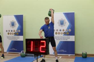 Збірна ЛДУБЖД взяла участь у змаганнях з гирьового спорту