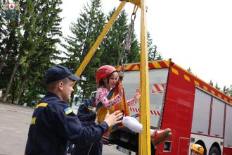 В Університеті провели День безпеки для юних гостей В Університеті провели День безпеки для юних гостей
