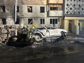 Курсанти, викладачі та психологи ЛДУБЖД працюють на місці російського удару по Тернополю Курсанти, викладачі та психологи ЛДУБЖД працюють на місці російського удару по Тернополю