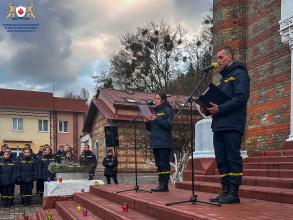 Пам’ятаємо: у Львівському державному університеті безпеки життєдіяльності вшанували памʼять жертв Голодомору