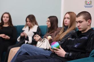 Тренінг із самопізнання через арттерапію для майбутніх психологів