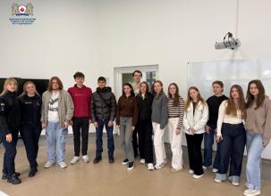 Науковий досвід в дії: аспіранти проводять лекції з актуальних питань менеджменту