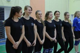 Розпочались загальноміські змагання з волейболу  серед дівчат «Львівська осінь на Клепарові» присвячені «Дню гідності»