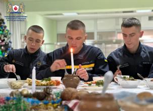 Святвечір у Львівському державному університеті безпеки життєдіяльності: тепло, що єднає серця