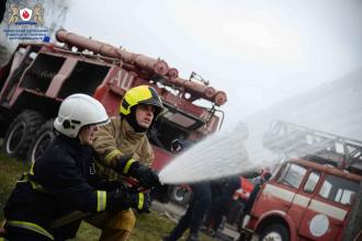 Випускники ЛДУБЖД взяли участь у масштабних пожежно-тактичних навчаннях 
