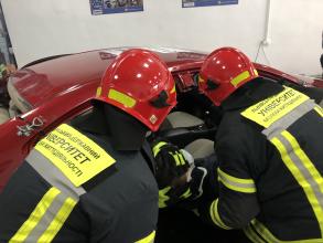 Особовий склад навчальної пожежно-рятувальної частини ЛДУБЖД пройшов тренінг щодо залучення спеціальної аварійно-рятувальної машини легкого типу САРМ-Л на базі автомобіля FORD  RANGER 