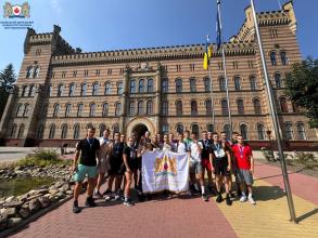 Шаную воїнів, біжу за Героїв України: представники ЛДУБЖД взяли участь у Всеукраїнському забігу