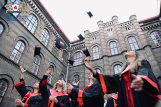 З нагоди Дня працівників освіти відзначено педагогів ЛДУБЖД