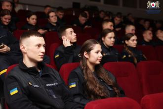 Не тільки про квіти: справжній сенс 8 березня