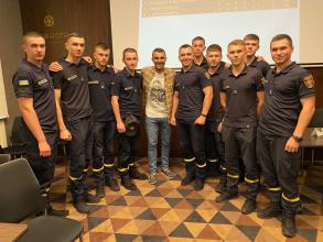 Курсанти Університету взяли участь у благодійній інтелектуальній грі «Lviv City Stand Up Quiz»