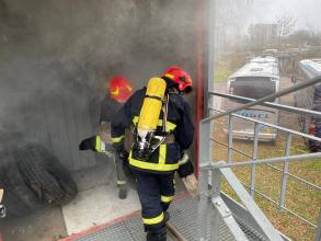 Студенти Університету відпрацьовують практичні навички в багатофункціональному тренажері контейнерного типу