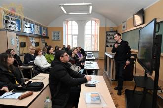 В Університеті проведено цикл теоретичних та практичних занять для майбутніх фахівців із безпеки в освітньому середовищі