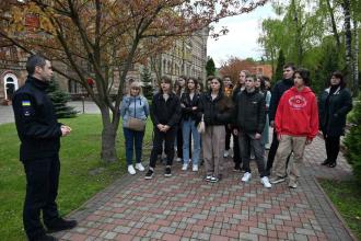 Юні львів’яни продовжують знайомитись із  Львівським державним університетом безпеки життєдіяльності