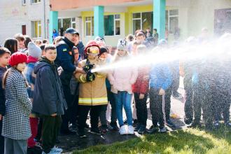 БЕЗПЕЧНЕ СУСПІЛЬСТВО ПОЧИНАЄТЬСЯ З ДИТИНСТВА