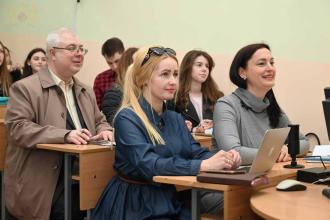 ‘RETELLING CATASTROPHE THROUGH TRANSLATION’: в ЛДУ БЖД відбулась зустріч магістрів-філологів із  професором Кінгстонського університету (м. Лондон) Маріно Ламброу