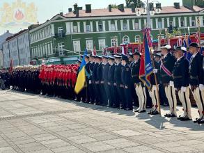 Почесна варта ЛДУ БЖД взяла участь у 8-й Національній прощі вогнеборців на Ясній Горі (Республіка Польща) 