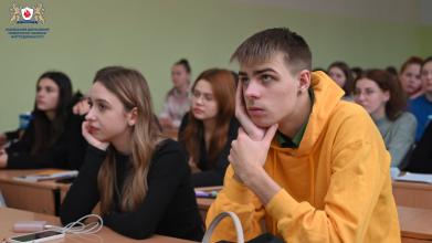 Питання розвитку суспільства з дотриманням принципів гендерної рівності, ненасильницького спілкування: в ЛДУБЖД відбулась зустріч із психологинями БФ «РОКАДА»