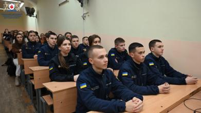 Майбутні перекладачі удосконалюють навички військового перекладу