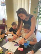 Ізіотерапія як засіб зцілення: курсантка ЛДУБЖД допомагає дітям у літньому таборі