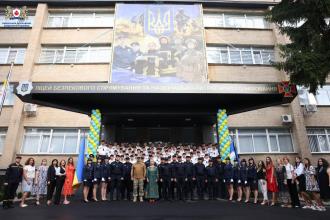 НАВЧАЮСЬ ДЛЯ УКРАЇНИ! 