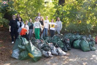 Всесвітній день прибирання та Міжнародний день охорони озонового шару: студенти ЛДУБЖД долучилися до екологічної акції