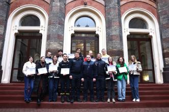 Adjunct: інтелектуальна дуель науки, змагання розумного з прекрасним