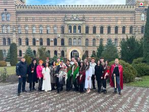 Різдвяна історія, або як здобувачі вищої освіти подарували викладачам диво Різдвяна історія, або як здобувачі вищої освіти подарували викладачам диво