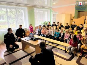Здобувачі вищої освіти ЛДУБЖД провели безпековий урок для наймолодших 