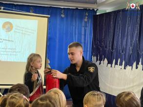 Здобувачі вищої освіти ЛДУБЖД провели безпековий урок для наймолодших 