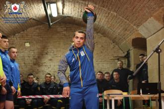 В Університеті відбулись змагання з гирьового спорту В Університеті відбулись змагання з гирьового спорту