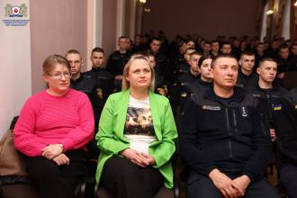 У Шевченкові березневі дні говорили про Шевченка в стінах ЛДУ БЖД із директором Дому Франка Богданом Тихолозом