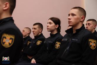 У Шевченкові березневі дні говорили про Шевченка в стінах ЛДУ БЖД із директором Дому Франка Богданом Тихолозом