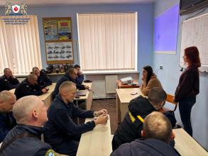 Формування витривалості та вмотивованості рятувальників під час та після виконання завдань в надзвичайних ситуаціях:  психологи Лабораторії екстремальної психології та реабілітації провели тренінгове заняття 