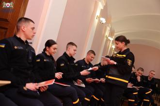 Майбутні психологи проходять стажування у Секторі психологічного забезпечення ЛДУБЖД Майбутні психологи проходять стажування у Секторі психологічного забезпечення ЛДУБЖД