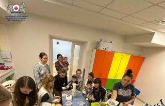 Тепло сердець для маленьких героїв