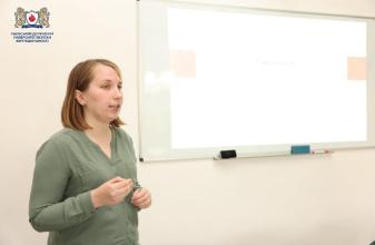 Науковий досвід в дії: аспіранти проводять лекції з актуальних питань менеджменту