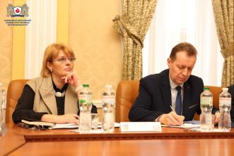 В Університеті відбувся захист дисертації на здобуття наукового ступеня доктора педагогічних наук В Університеті відбувся захист дисертації на здобуття наукового ступеня доктора педагогічних наук