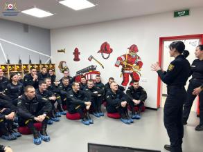 Майбутні офіцери опановують мистецтво навчання безпеки у класі «АБВ» Майбутні офіцери опановують мистецтво навчання безпеки у класі «АБВ»