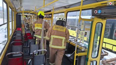 Гасіння пожеж на електротранспорті: практичні заняття з «Пожежної тактики» Гасіння пожеж на електротранспорті: практичні заняття з «Пожежної тактики»