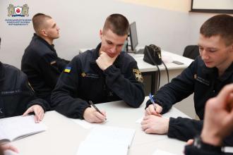 Брейн-ринг з математики: змагання інтелектів між командами “Інтеграл” та “Диференціал”