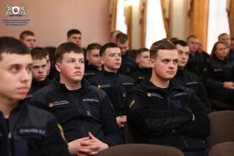 У ЛДУБЖД відбулася профілактична зустріч із патрульною поліцією щодо безпеки на дорозі