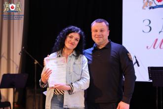У Львівському державному університеті безпеки життєдіяльності відбувся святковий захід з нагоди Дня матері, який подарував усім присутнім теплі емоції, щирі усмішки та незабутні враження. Напередодні свята Центр культури та мистецтв університету наповнивс