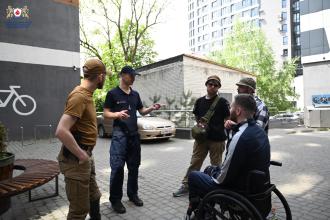 Міжнародна підтримка та турбота про ветеранів: французькі партнери передали сучасне обладнання захиснику України Міжнародна підтримка та турбота про ветеранів: французькі партнери передали сучасне обладнання захиснику України