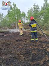 Курсанти ЛДУБЖД допомагають ліквідовувати масштабну пожежу торфу Курсанти ЛДУБЖД допомагають ліквідовувати масштабну пожежу торфу